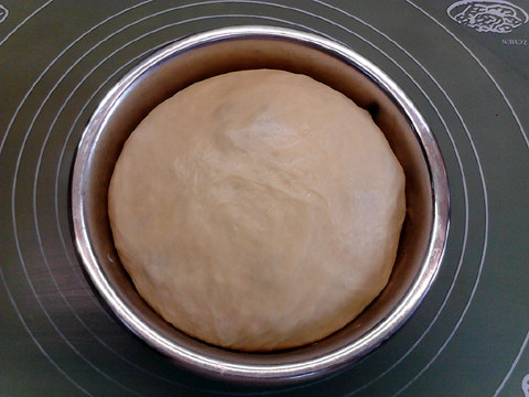 Steps to make Apricot Cream Bread