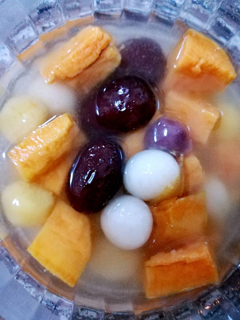 Steps for Making Sweet Potato Tangyuan Dessert Soup