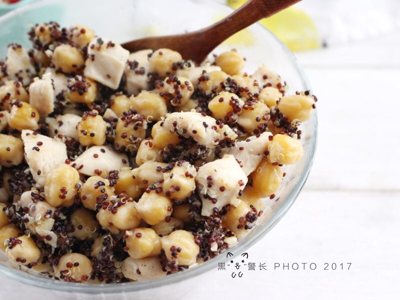 Chickpea and Quinoa Chicken Breast Salad