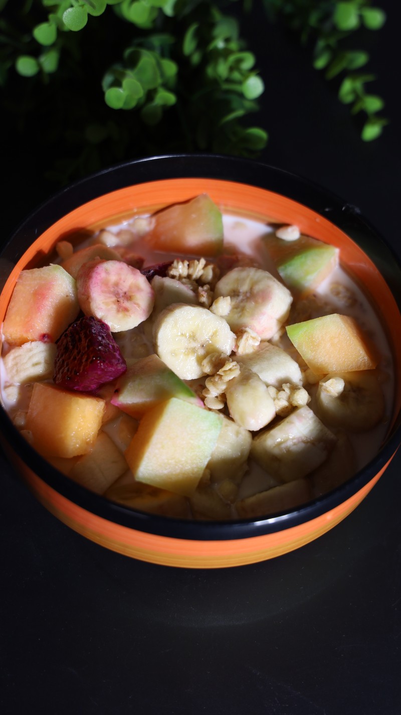 Steps for Cooking Fruit and Oatmeal Mix