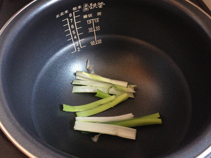 Hand-Shredded Three Yellow Chicken (Rice Cooker Version) Cooking Steps