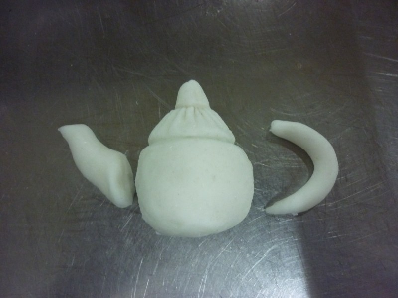 Steps for Making Boat-shaped Dessert【Ice Heart Jade Teapot】