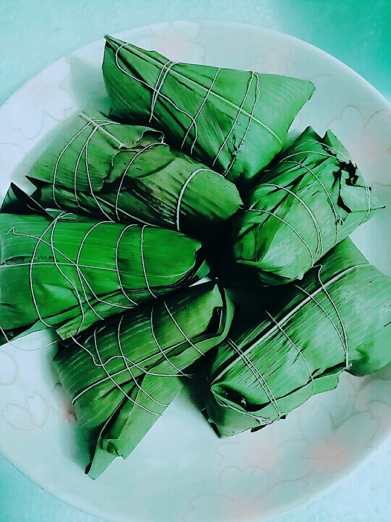 Four-cornered Glutinous Rice Dumplings