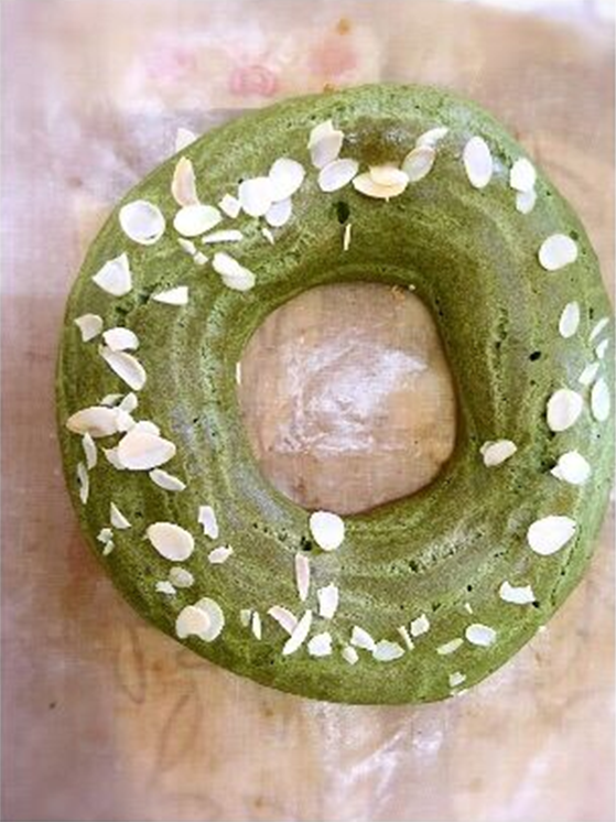 Steps for Making Matcha Flower Puff Cake