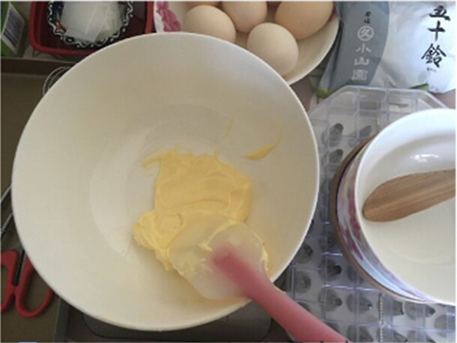 Ingredients for Making Matcha Flower Puff Cake