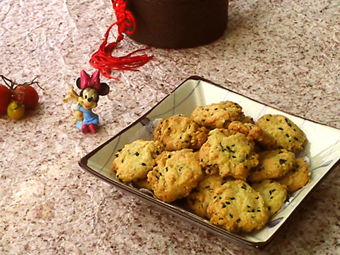 Black and White Sesame Cookies