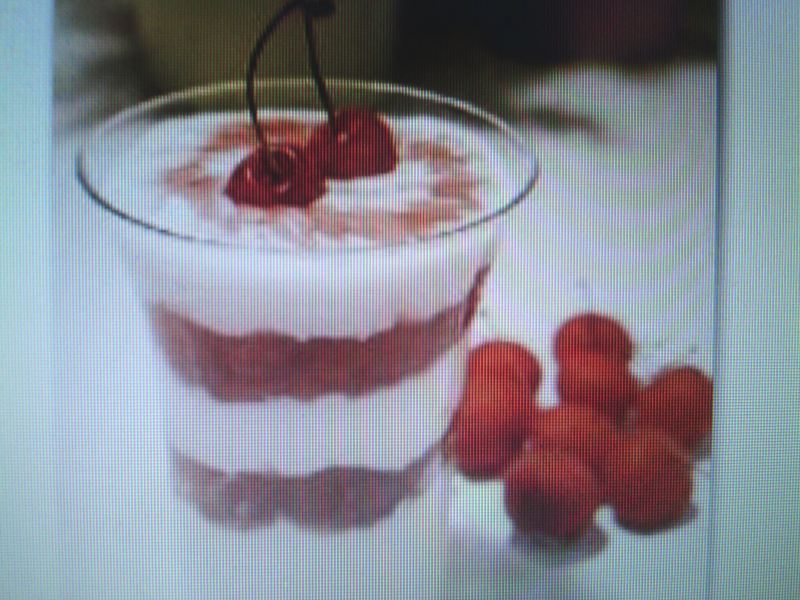 Simple and Delicious - Cherry Yogurt with Fruit Pulp