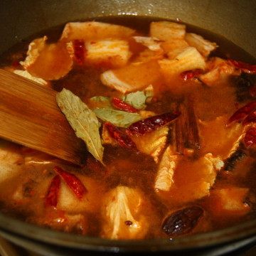 Steps for Making Happy Spicy Fish Hot Pot