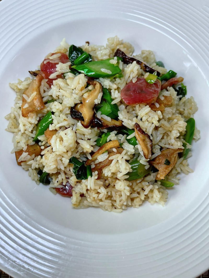 Steps for cooking Broccoli and Chinese Sausage Fried Rice