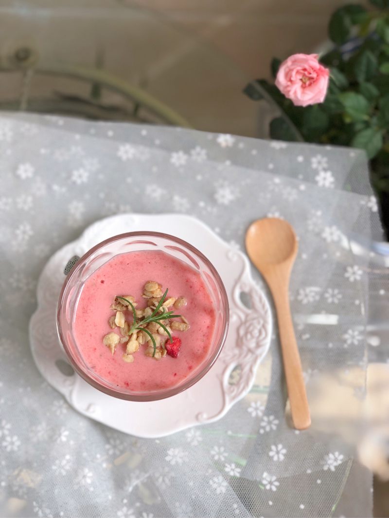 Strawberry Mousse Making Steps