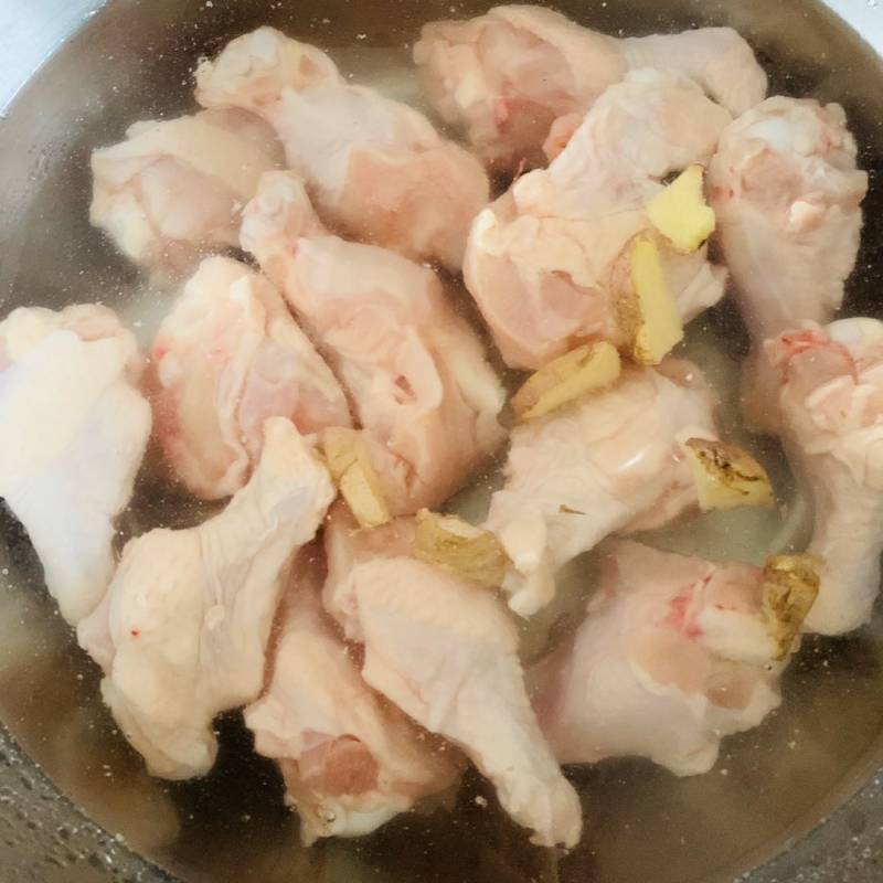 Steps for Cooking Bang Bang Hammer Chicken Wings - Perfect for a Picnic