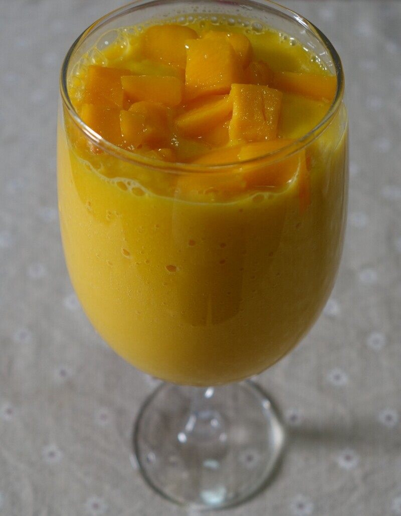 Steps for Making Mango Milk