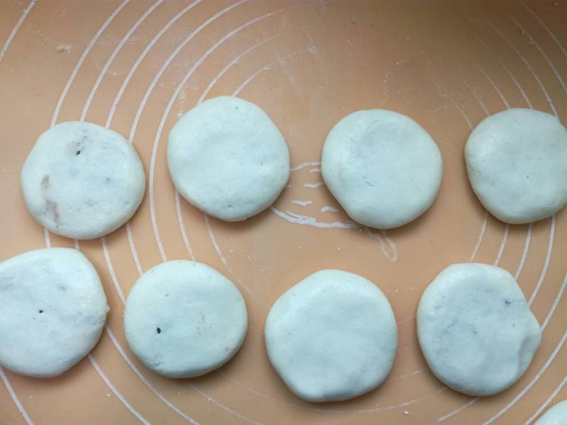 Steps for Making Fried Cake