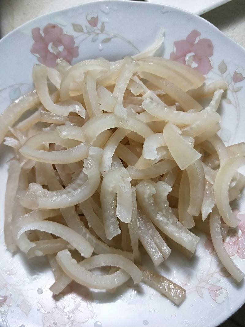 Steps for Making Easy Version of Pork Skin Jelly