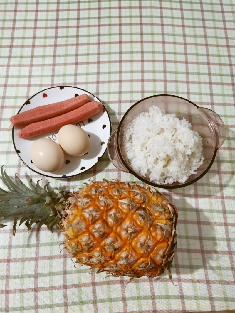 Steps to Cook Pineapple Fried Rice