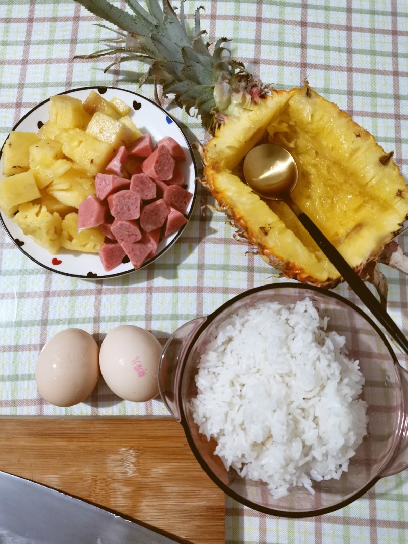 Steps to Cook Pineapple Fried Rice