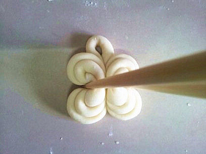 Fancy Noodles - Butterfly Rolls Step by Step