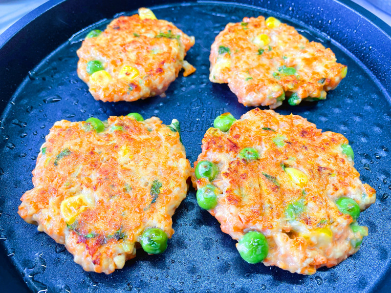 Steps for Cooking Chicken and Vegetable Patty