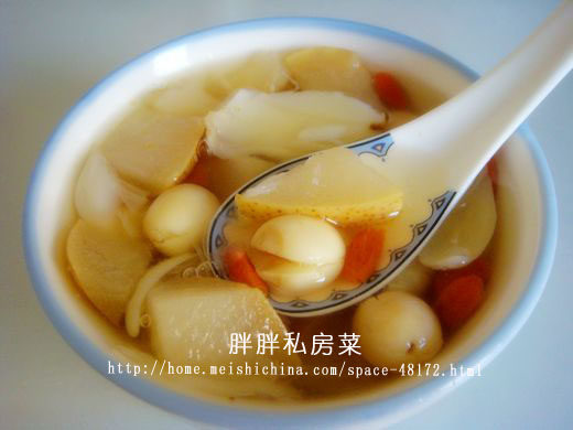 Cough Relief and Lung Nourishment - Rock Sugar Pear Soup