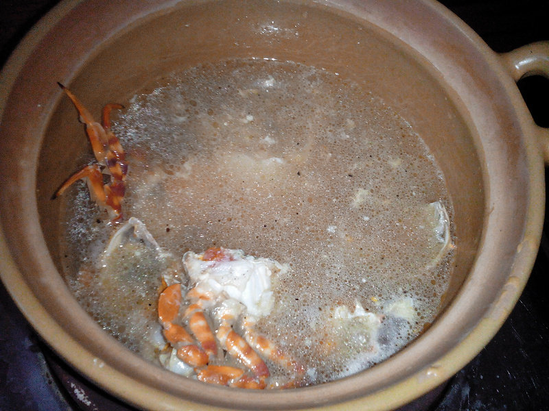 Steps for Making Tiger Crab Porridge