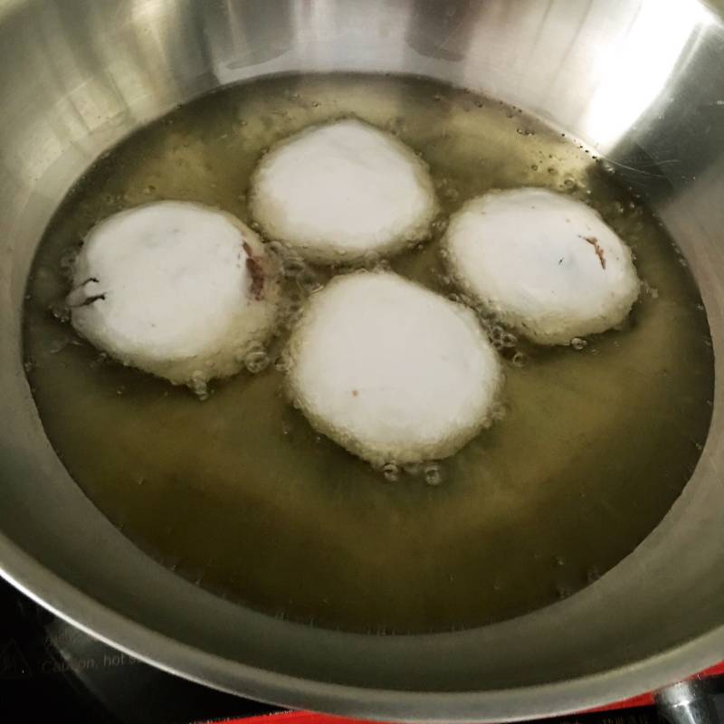 Steps for Making Fried Rice Cake