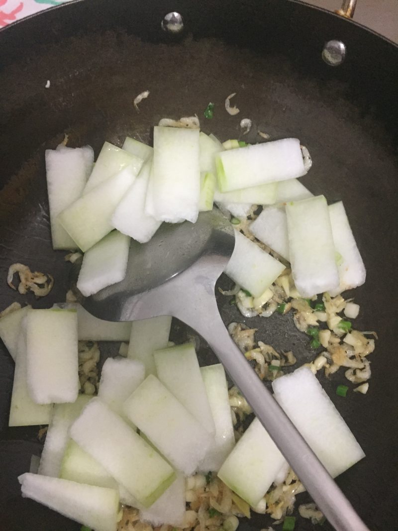 Steps for Making Shrimp and Winter Melon Soup