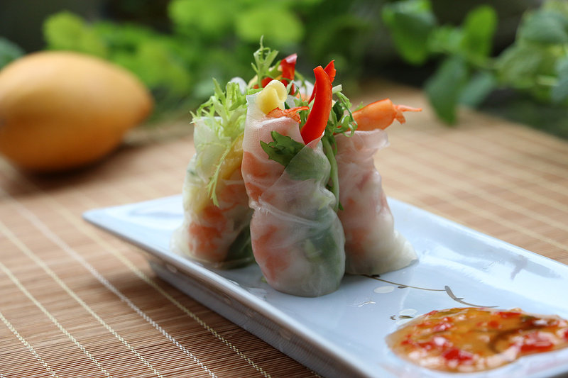 Shrimp and Mango Rolls