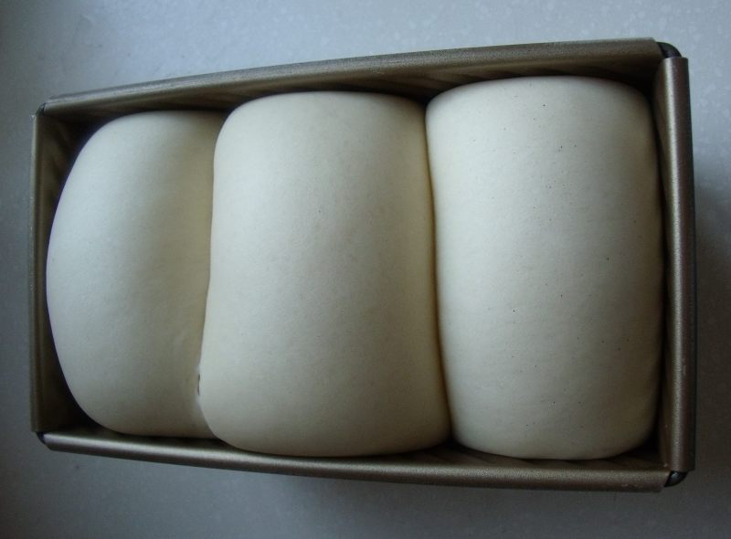 Detailed Steps for Cooking Soft and Light like Cotton - Castella Super Soft Toast
