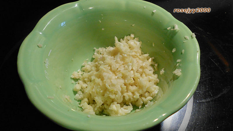 Steps for Cooking Garlic Spare Ribs