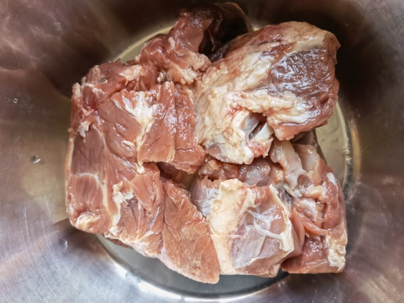 Steps to Cook White Cut Lamb Leg