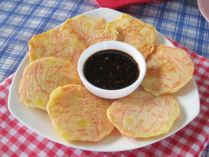 Steps to Make Nutritious Breakfast: Carrot and Egg Pancake