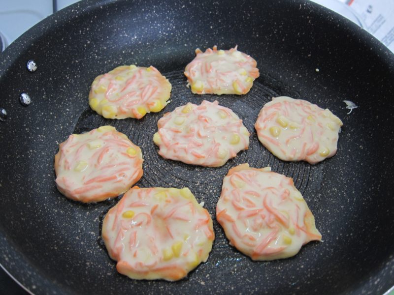 Steps to Make Nutritious Breakfast: Carrot and Egg Pancake