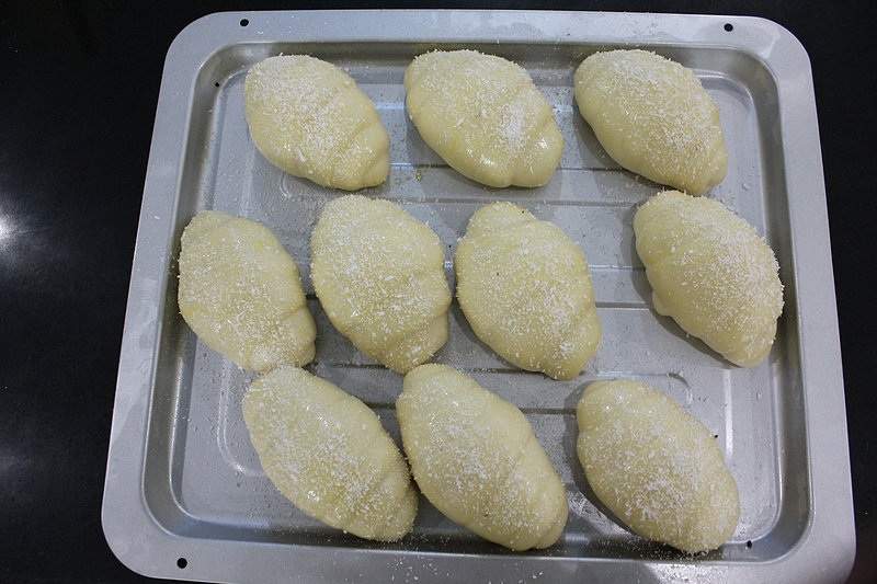 Steps for Making Yogurt Bread