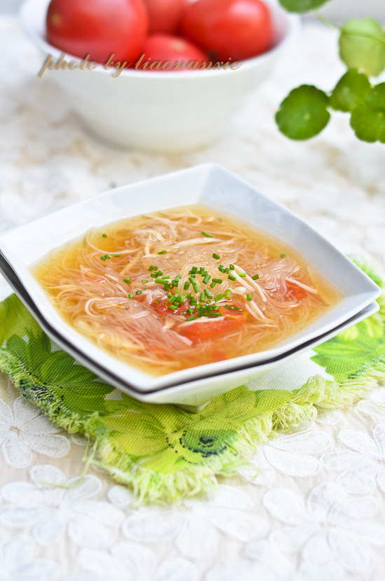 Xingbao Mushroom and Vermicelli Soup