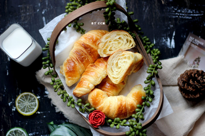 Traditional French Croissants