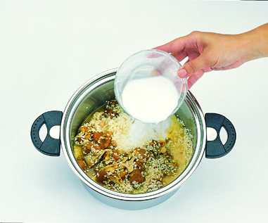 Steps to Cook Nanyang Coconut Rice