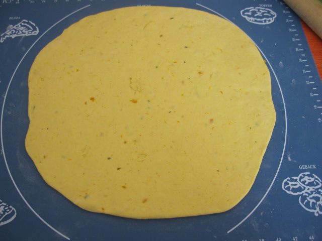 Steps for making Golden Pumpkin Meat Roll