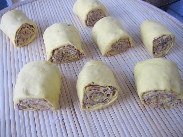 Steps for making Golden Pumpkin Meat Roll