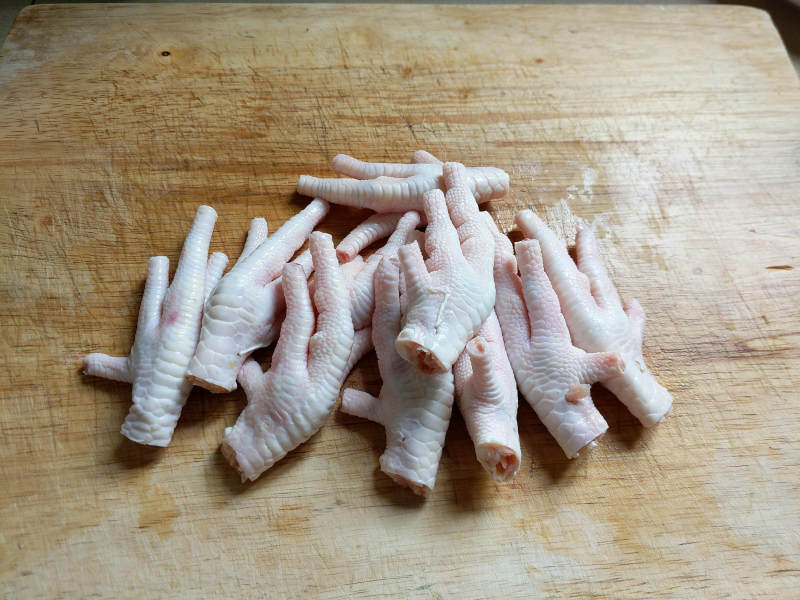 Steps for Cooking Lemon Spicy Chicken Feet