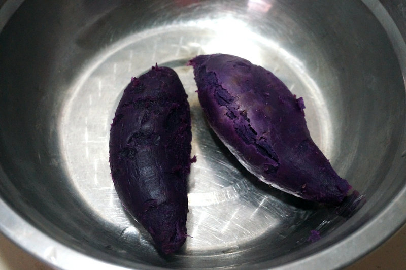 Steps for Making Purple Sweet Potato Steamed Cake