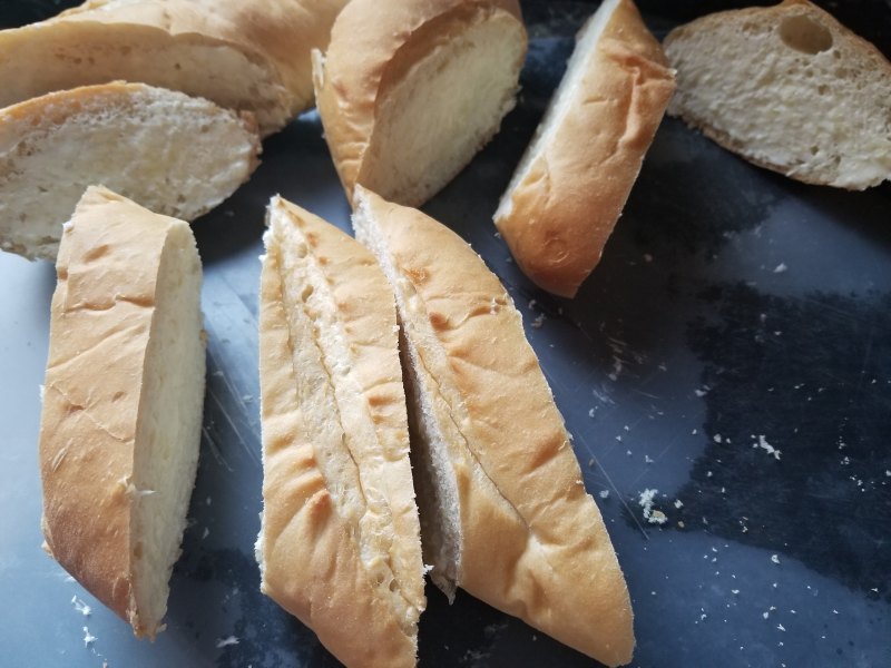 Steps to Make Garlic Butter Bread