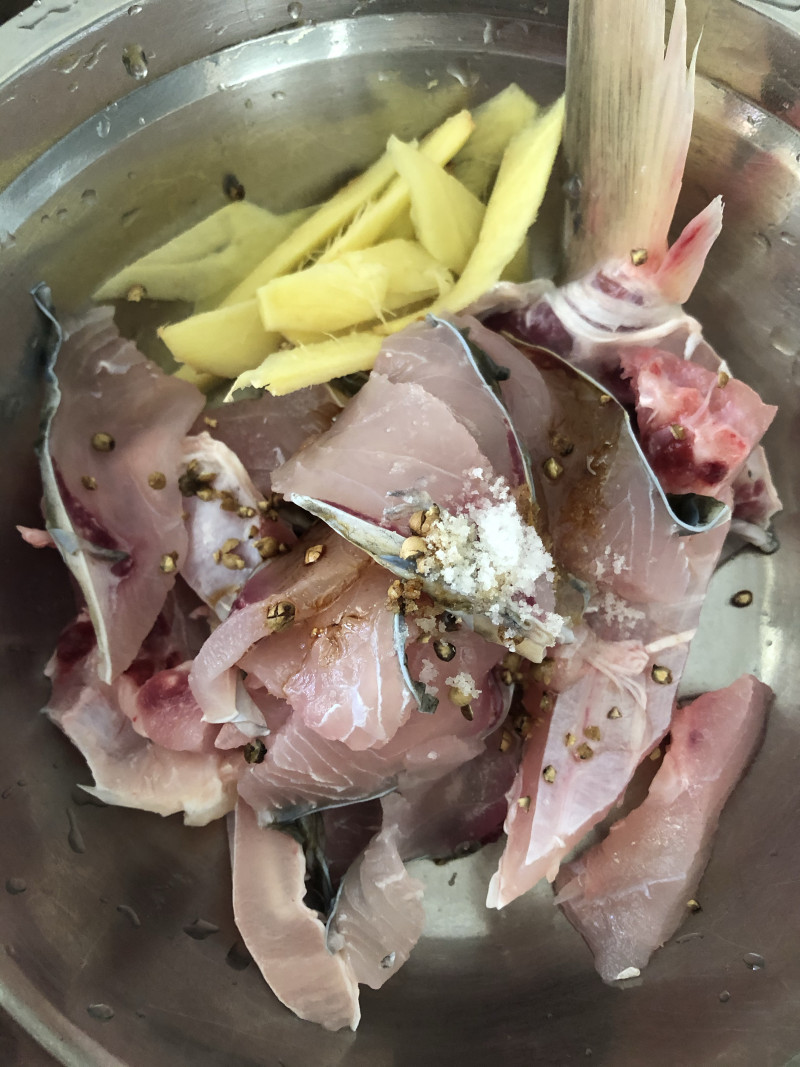 Steps for Making Fresh and Fragrant Fish Slice Congee