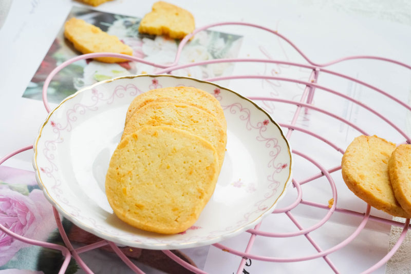 Salted Egg Yolk Cheese Cookies