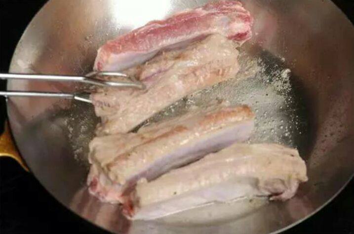 Steps for Cooking Fried Pork Ribs