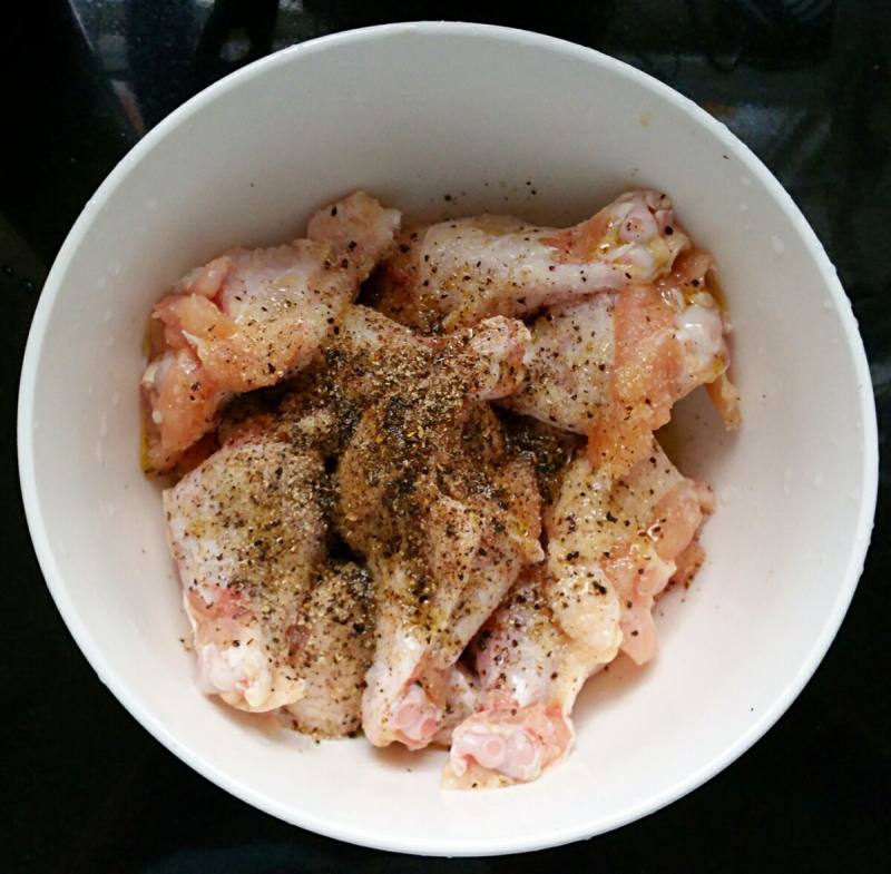 Steps for Cooking Sweet and Spicy Sauce Chicken Wings