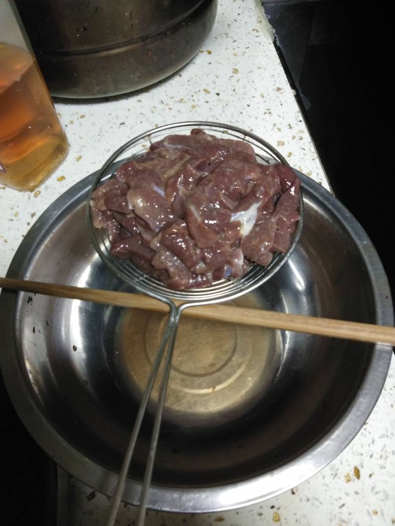 Steps for Making Pork Liver Soup (How to Remove the Fishy Smell of Pork Liver)