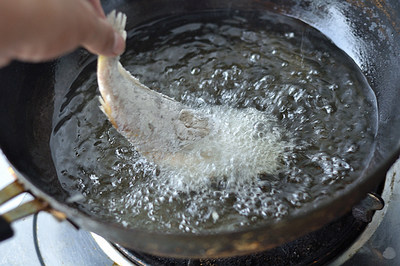 Steps for Making Crispy Yellow Croaker