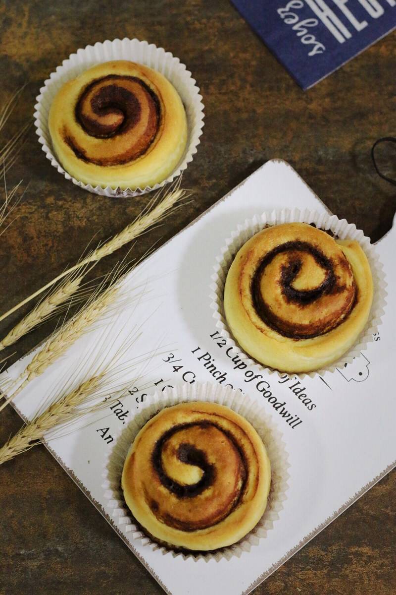 Steps for Making Cinnamon Brown Sugar Bread Rolls