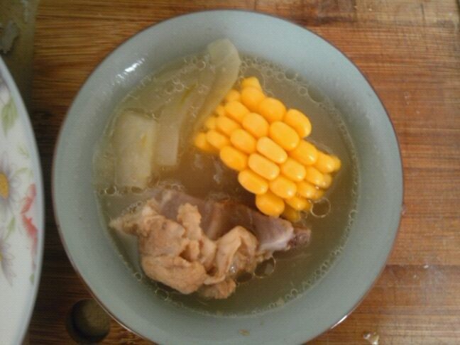 Easy-to-Cook and Healthy Tube Bone Corn and Winter Melon Soup with Original Flavor by Just Adding Water and Salt