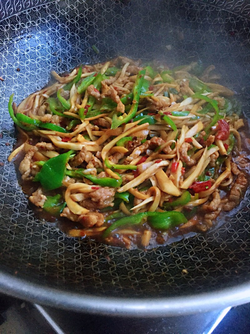 Steps for making Xingbao Mushroom and Pork Noodle Salad